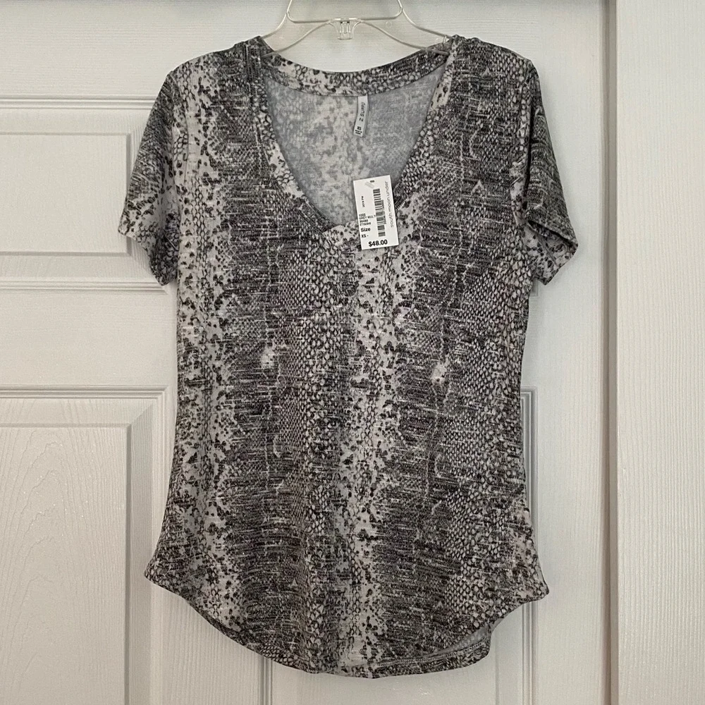 Z Supply South Moon Under Snake Pattern T Shirt - Picture 1 of 6